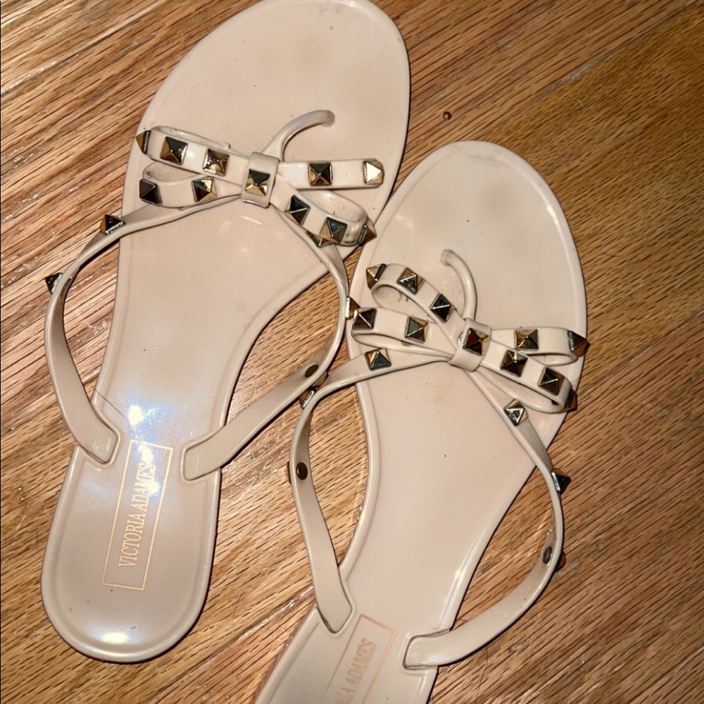 Nude jelly sandal